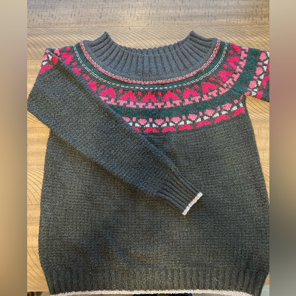 Maurices Grey and Pink Cold Shoulder Sweater